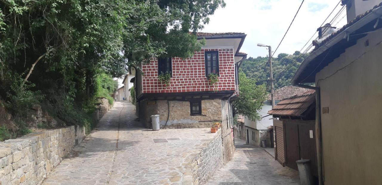 The Red Konak Villa Veliko Tărnovo Esterno foto